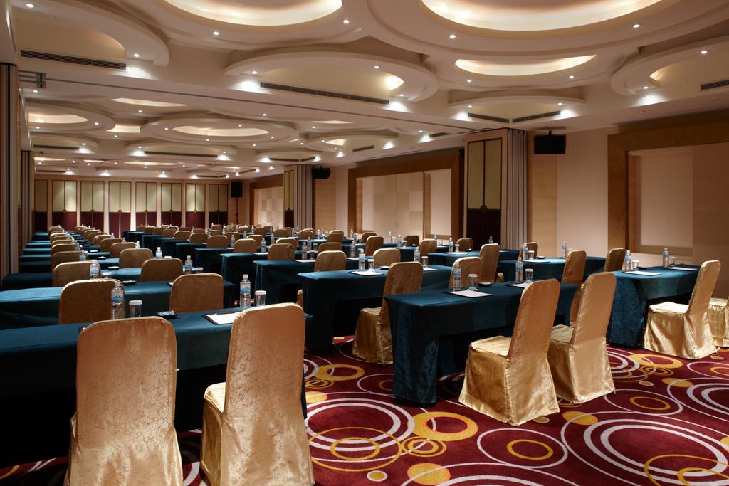 Evergreen Resort Hotel - Jiaosi Jiaoxi Extérieur photo The Grand Ballroom