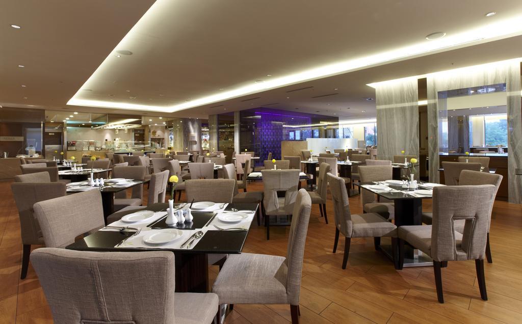 Evergreen Resort Hotel - Jiaosi Jiaoxi Extérieur photo The restaurant